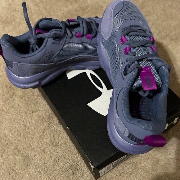 Womens `Under Armour Charged Verssert SPKLE size 7.5 - Picture 7 of 8